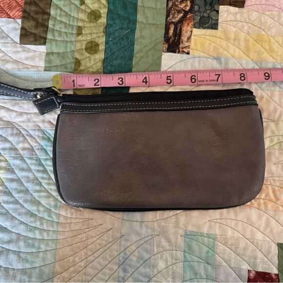 BOC coin purse, wristlet wallet, gray and black, new with tags, B.O.C. - Picture 2 of 5
